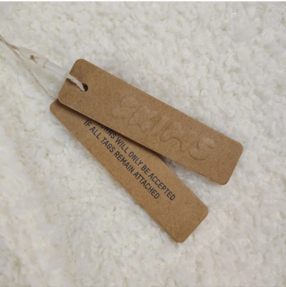 NWT SKIMS Bone White Cozy Knit Bouclé Teddy Shorts Size 4X/5X - Picture 6 of 8